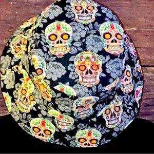 NWT Fiesta skull & roses bucket hat unisex